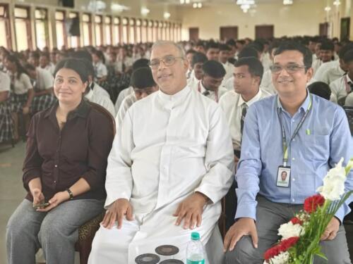 28c34a84-ea81-4532-868f-16f08c0d4340