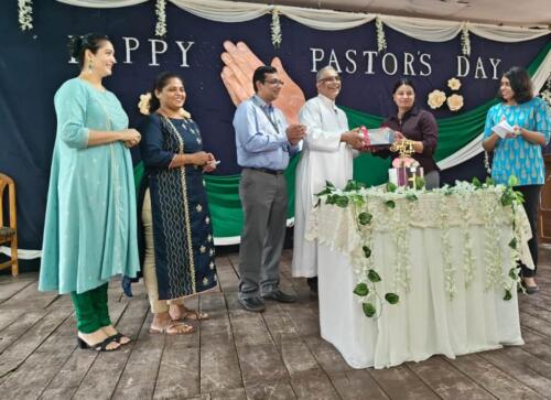 65eb36ff-629e-45da-b70e-a05c0b3488b8