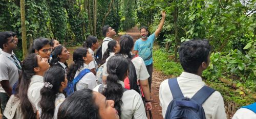 WhatsApp-Image-2025-08-23-at-10.05.39