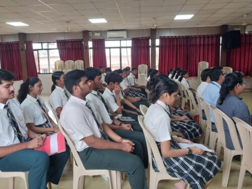 WhatsApp Image 2024-10-22 at 08.58.18